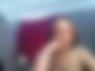 Live cam show with YoshikoGreeley - Shaved Pussy on 1on1-livenow