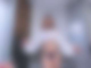Live cam show with akaristaar - Brown Hair on Latina Girls