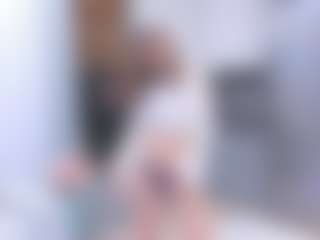 Live cam show with akaristaar - Bedroom on Milf Play