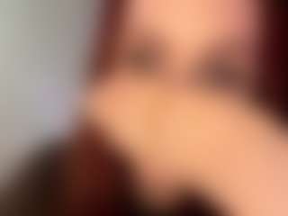 Lora's Live Sex Cam Show