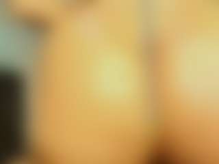 Live cam show with Amber-miller7 - Mature MILF on Camsoda