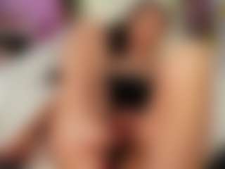 AvaaAddams's Live Sex Cam Show