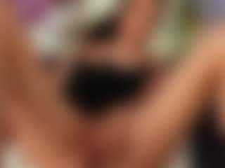 AvaaAddams's Live Sex Cam Show