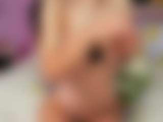 AvaaAddams's Live Sex Cam Show