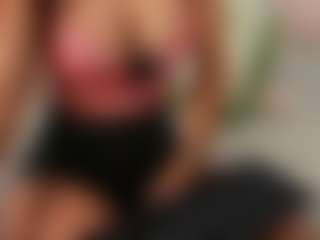 AvaaAddams's Live Sex Cam Show