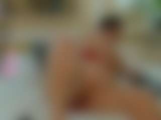 Live cam show with bella-fernand - Blonde Hair on Latina Girls