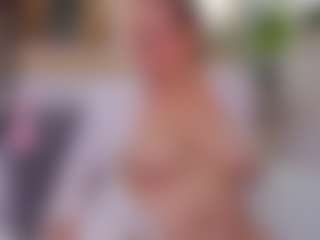 bella-fernand's Live Sex Cam Show