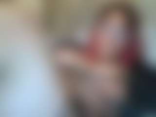 Live cam show with CaramelBlossum - MILF on xfollow cams