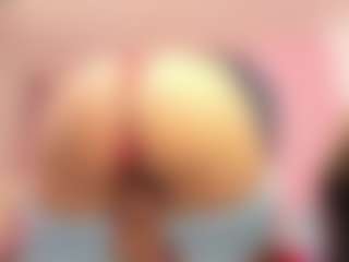 cristal-beauty's Live Sex Cam Show