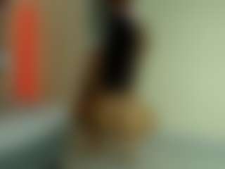 DanniValencia's Live Sex Cam Show