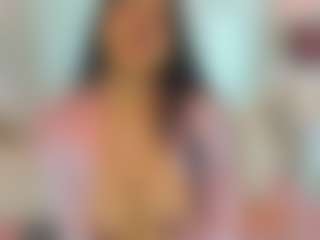 Live cam show with DanniValencia - Nipple Piercings on PervPlay.com