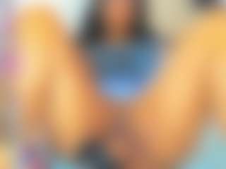 DanniValencia's Live Sex Cam Show