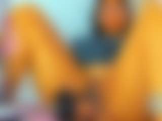 Live cam show with DanniValencia - Nipple Piercings on Soda Cam
