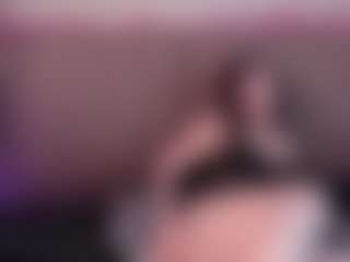 Emmy253's Live Sex Cam Show