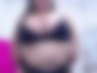 Live cam show with HoneyBunnyBBW - Brown Hair on AdultVida.com