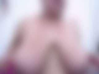 HoneyBunnyBBW's Live Sex Cam Show