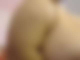 Live cam show with HoneyBunnyBBW - Camel Toe on xheatlive.com