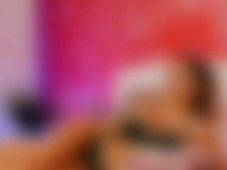Live cam show with JuicyOlivia - New BBW on live18s.com
