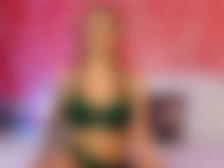 JuicyOlivia's Live Sex Cam Show