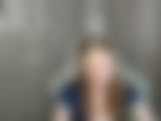 Live cam show with Kathrine-Meyer - Upskirt on intimatelivegirls.com