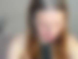 Live cam show with Kathrine-Meyer - Skinny MILF on CamClone