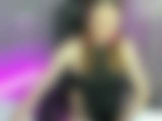 Live cam show with Kathrine-Meyer - Small Ass on CamSextacy