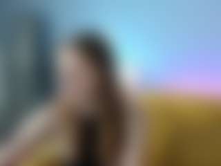 Live cam show with Kathrine-Meyer - Hot Brown Hair on Camsoda