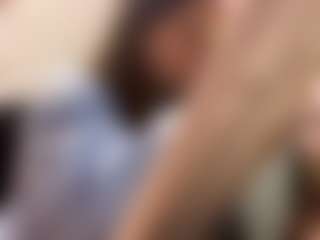 Mia's Live Sex Cam Show