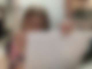 Mia's Live Sex Cam Show