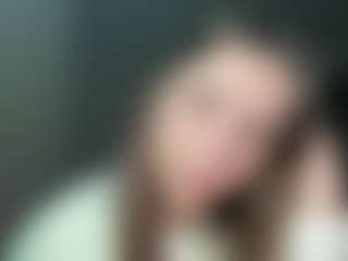 Live cam show with Mia - Brown Hair on xxxlivecams.org