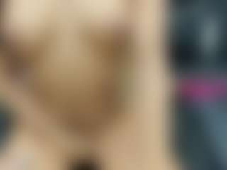 Live cam show with kira - Facesitting on boobsie.com