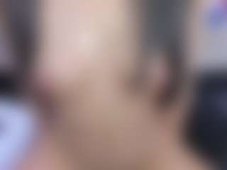 Live cam show with kira - Ebony Small Tits on Gym Cam Girls