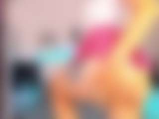 KiraNeww's Live Sex Cam Show