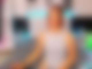 Live cam show with KiraNeww - Blue Eyes on slutload
