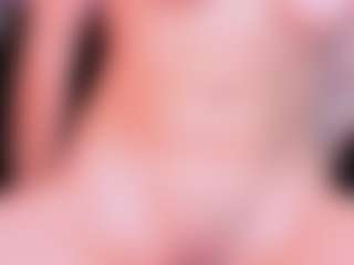 Show en direct avec LanaOficial - Striptease Teen (18+) sur Camsoda