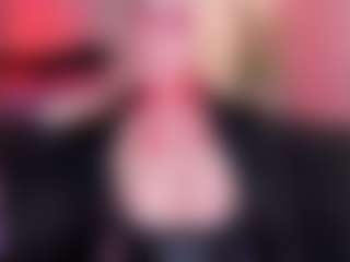 Live cam show with LanaOficial - Smoking on Camsoda