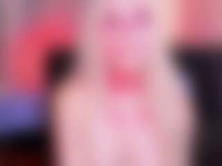 LanaOficial's Live Sex Cam Show