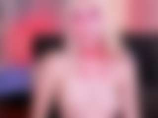 LanaOficial's Live Sex Cam Show