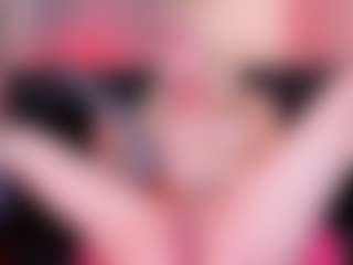 LanaOficial's Live Sex Cam Show