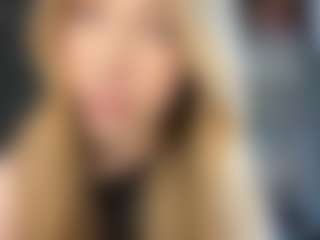 LaraeThurrell's Live Sex Cam Show