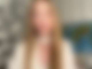 LaraeThurrell's Live Sex Cam Show