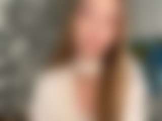 LaraeThurrell's Live Sex Cam Show