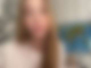LaraeThurrell's Live Sex Cam Show