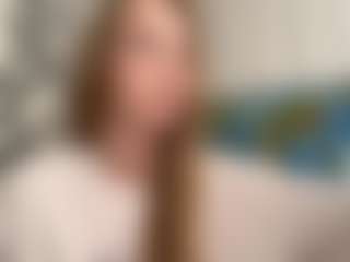 LaraeThurrell's Live Sex Cam Show
