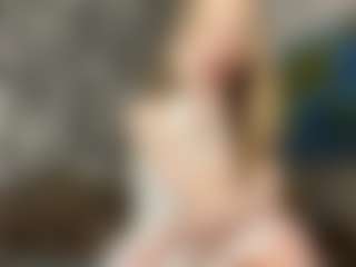 LaraeThurrell's Live Sex Cam Show