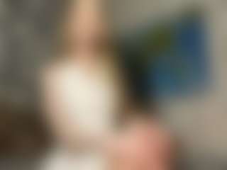 LaraeThurrell's Live Sex Cam Show
