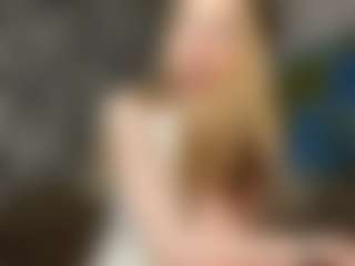 LaraeThurrell's Live Sex Cam Show