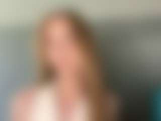 LaraeThurrell's Live Sex Cam Show