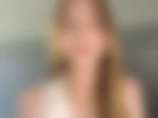 LaraeThurrell's Live Sex Cam Show