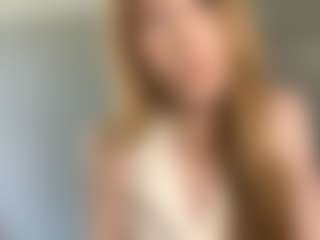 LaraeThurrell's Live Sex Cam Show